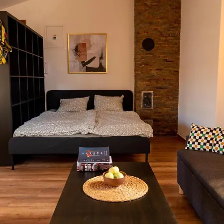 Paradajs Center - 24h Self Check-in & Free Private Parking