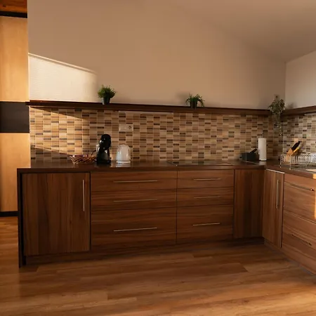 Paradajs Center - 24h Self Check-in & Free Private Parking Spisska Nova Ves