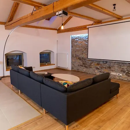 Paradajs Center - 24h Self Check-in & Free Private Parking *