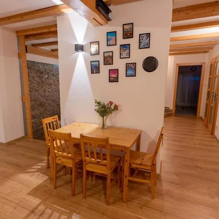 Paradajs Center - 24h Self Check-in & Free Private Parking Spisska Nova Ves